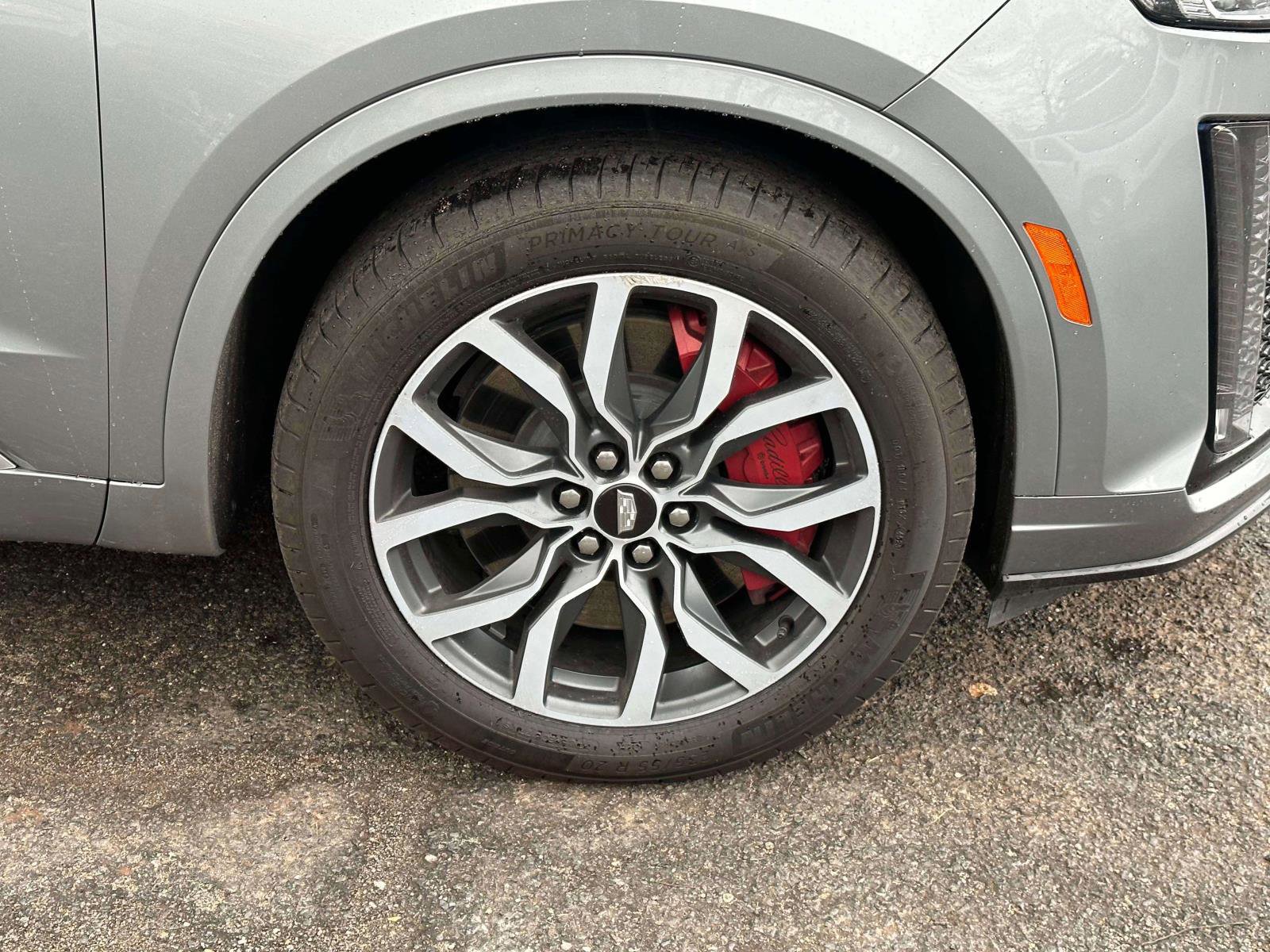 Used 2024 Cadillac XT6 Sport image 6