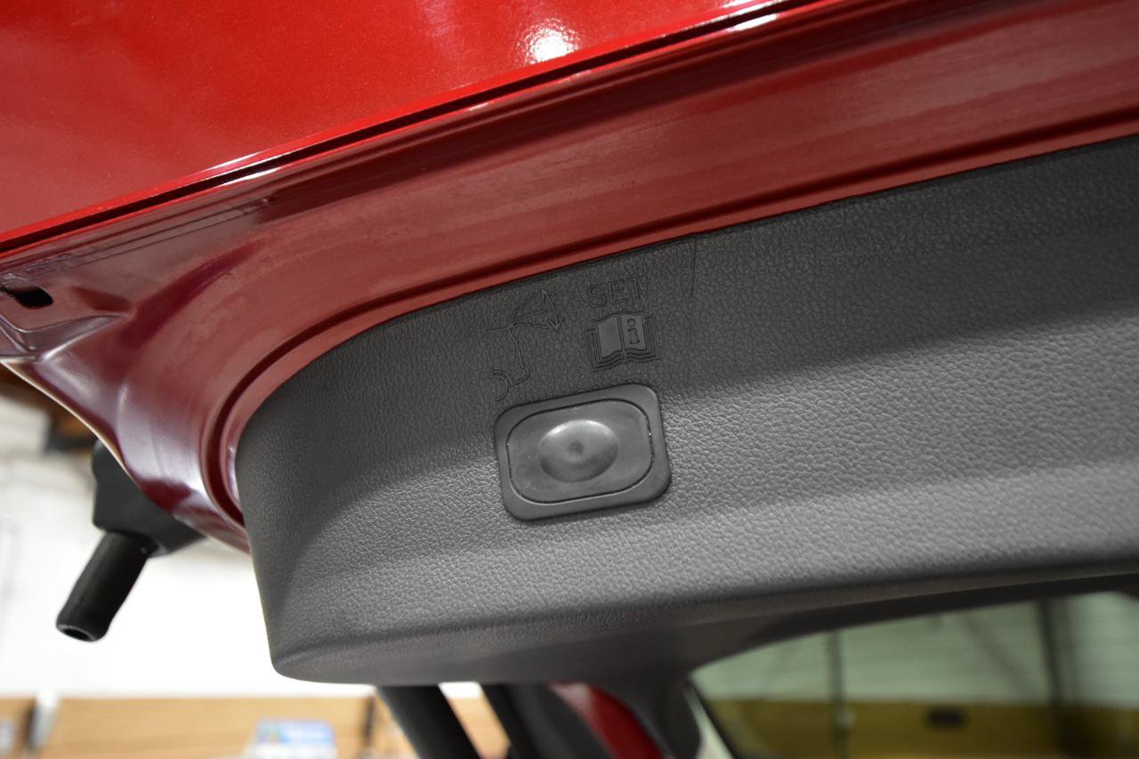Used 2014 Ford Escape Titanium FWD image 39