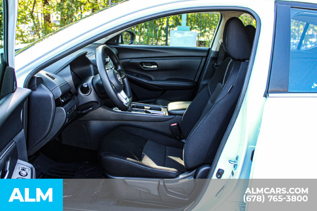 Used 2024 Nissan Sentra SV FWD image 16