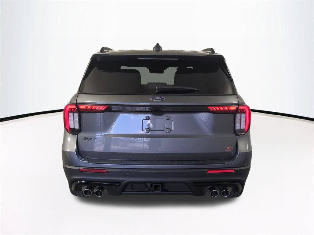 Used 2025 Ford Explorer ST AWD/4WD image 6