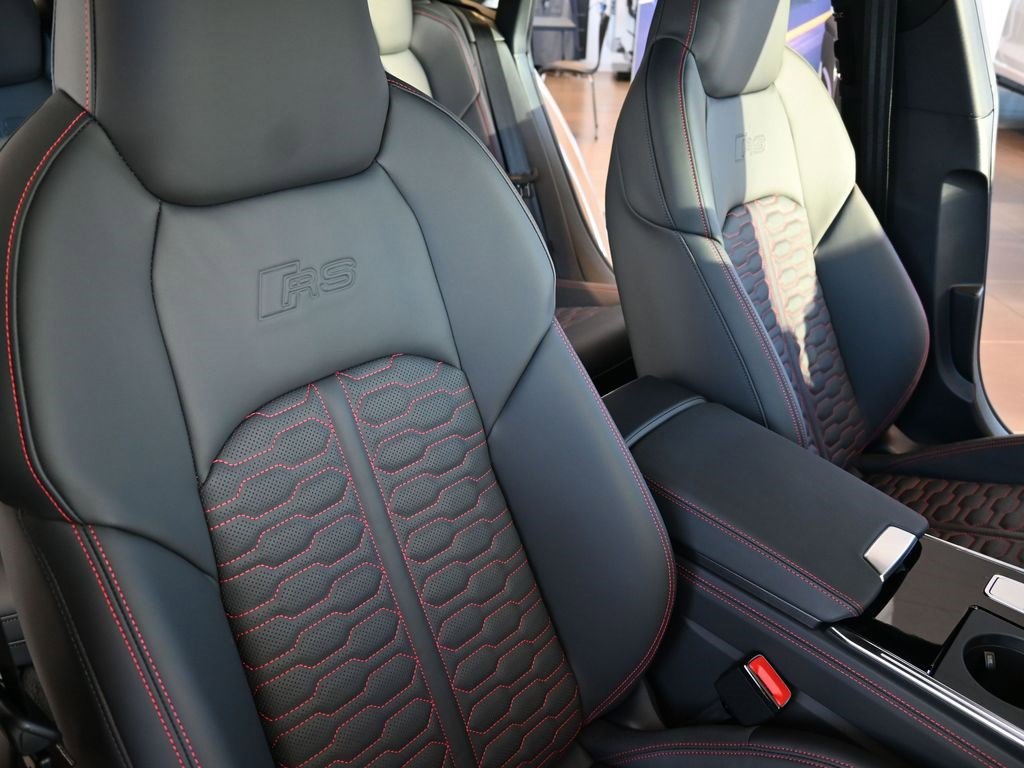 New 2026 Audi RS 7 Performance image 14