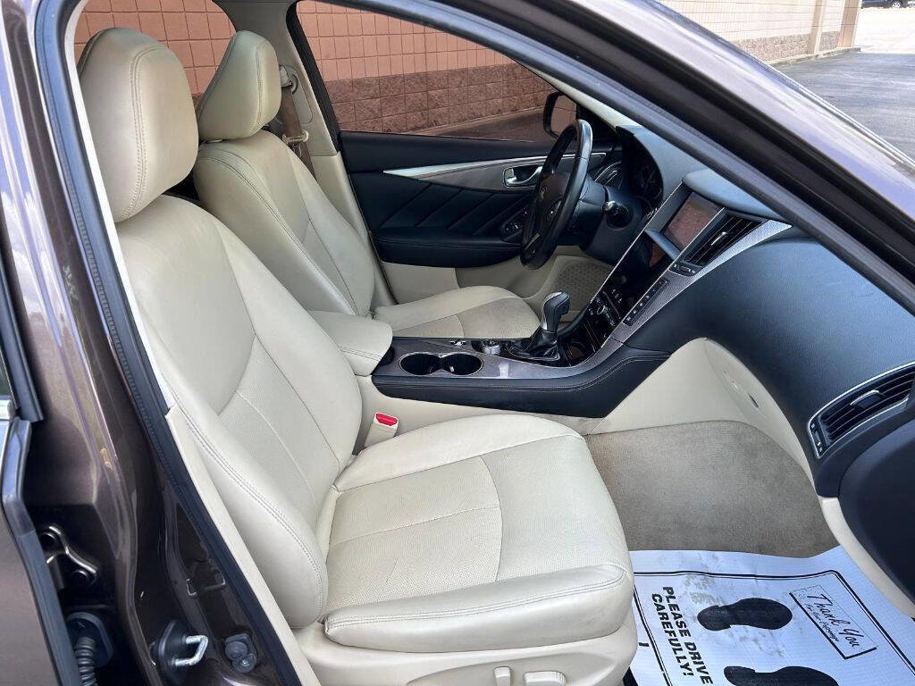 Used 2015 INFINITI Q50 Premium w/ Navigation Package RWD image 10