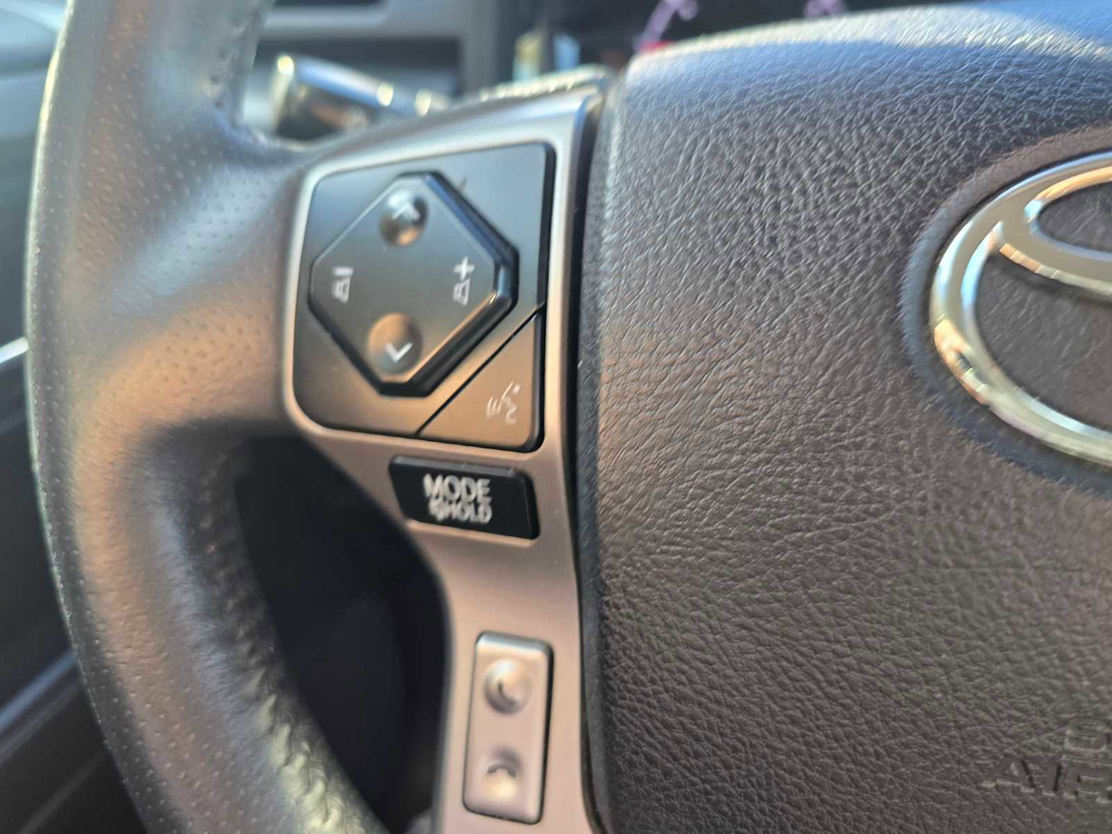 Used 2023 Toyota 4Runner SR5 image 33