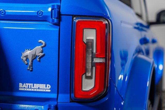 Used 2022 Ford Bronco Outer Banks image 8