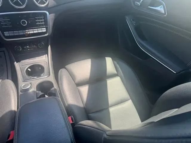 Used 2021 Mercedes-Benz GLA 250 4MATIC image 17