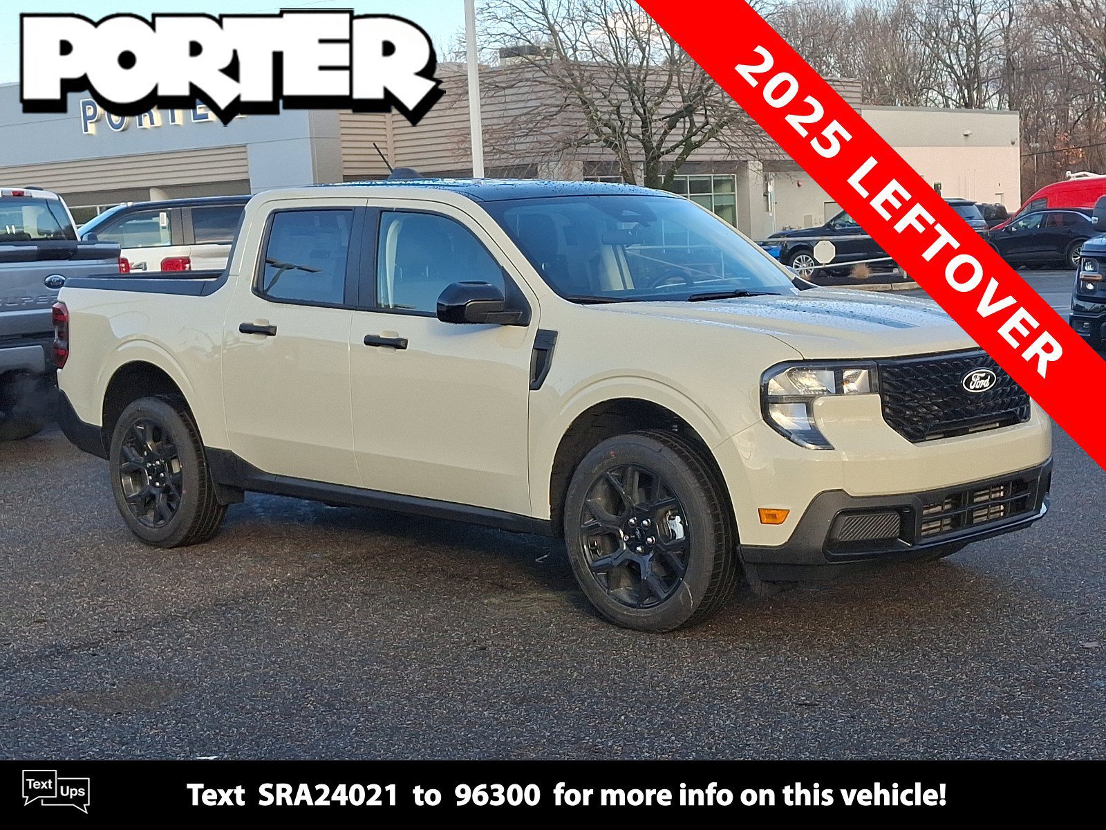 New 2025 Ford Maverick XLT w/ XLT Luxury Package