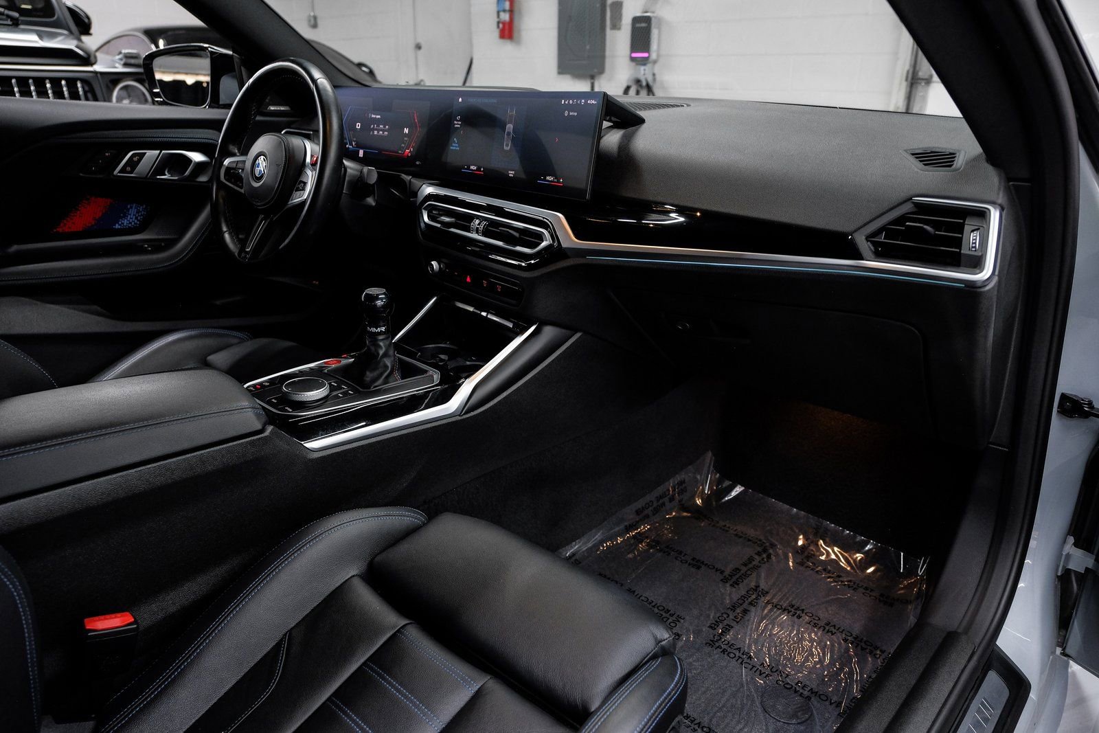 Used 2023 BMW M2 w/ Lighting Package image 20