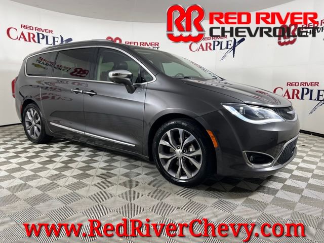 Used 2019 Chrysler Pacifica Limited w/ Advanced Safetytec Group
