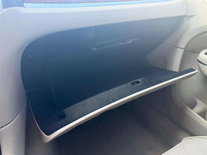 Used 2011 Chrysler 300 C w/ Sound Group image 30