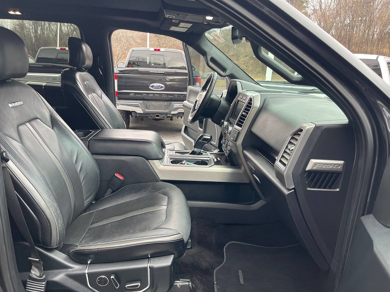 Used 2015 Ford F150 Platinum w/ Equipment Group 701A Luxury image 35