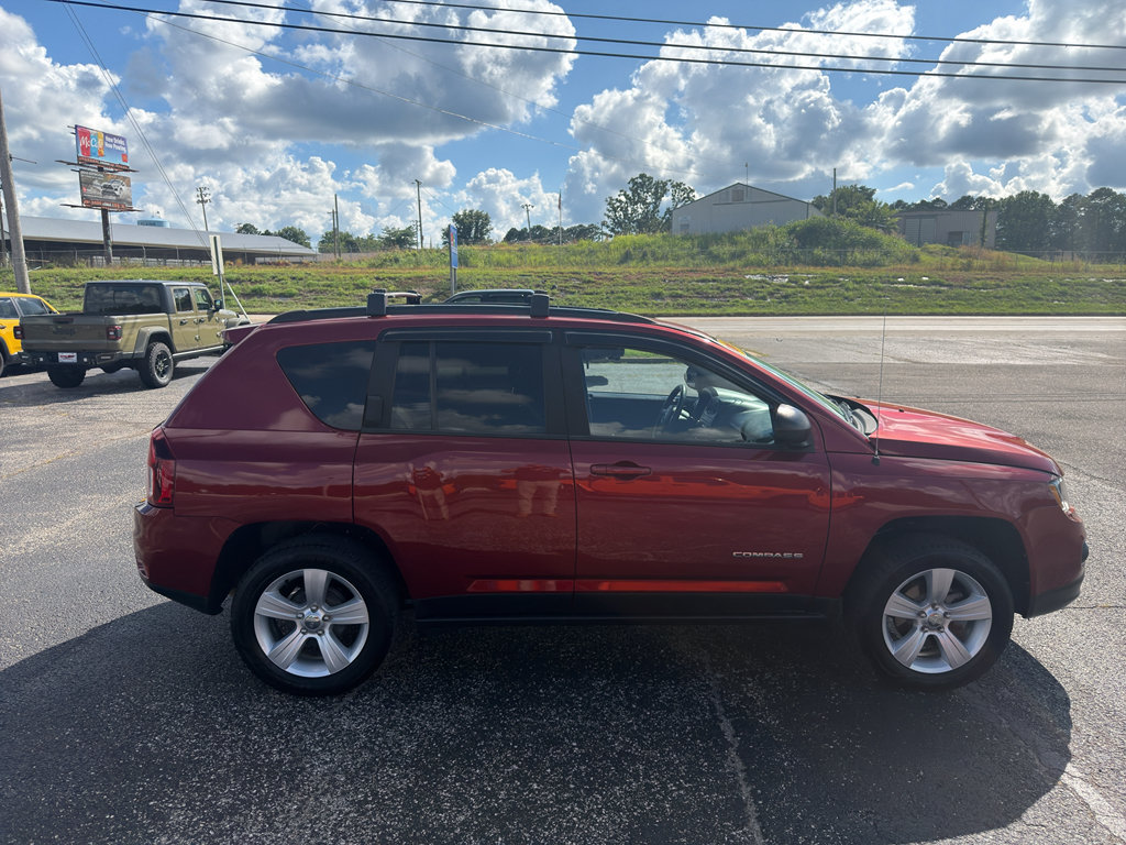 Used 2016 Jeep Compass Sport w/ Power Value Group FWD image 6