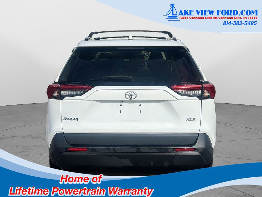 Used 2019 Toyota RAV4 XLE image 5