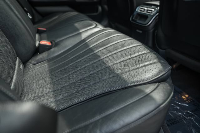 Certified 2022 Mercedes-Benz S 500 4MATIC w/ AMG Line Package image 31