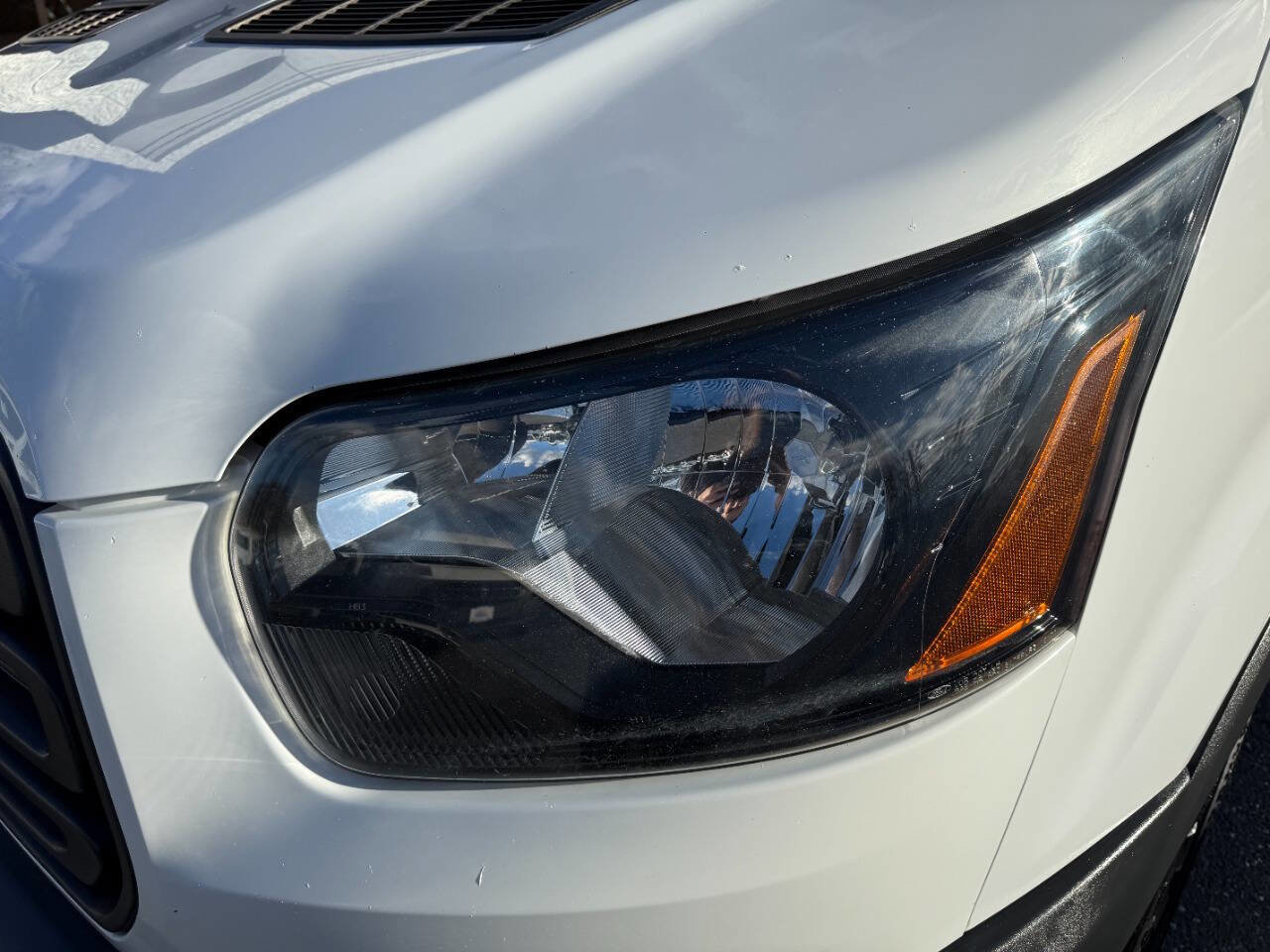 Used 2018 Ford Transit 250 130 Low Roof image 36