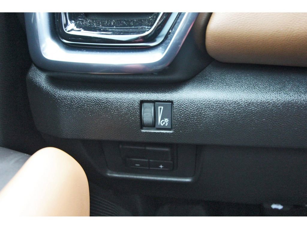 Used 2025 GMC Canyon AT4 image 19