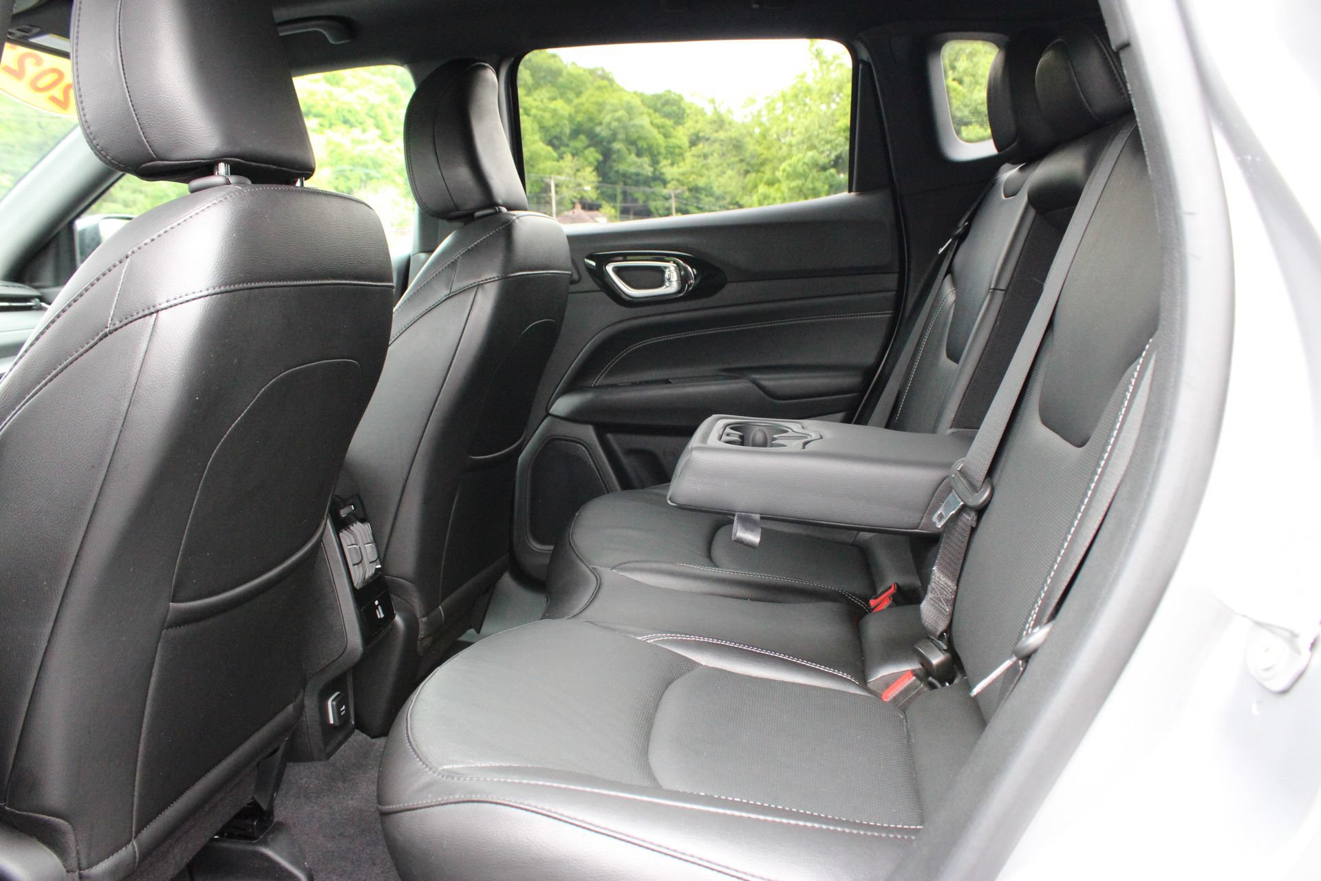 Used 2023 Jeep Compass High Altitude AWD/4WD image 18