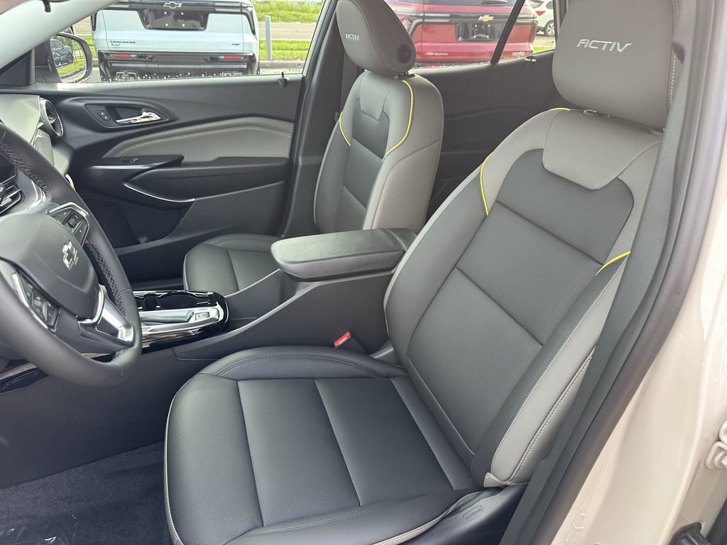 New 2026 Chevrolet Trax ACTIV w/ Driver Confidence Package FWD image 17