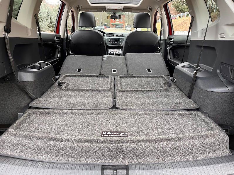 Used 2019 Volkswagen Tiguan SEL image 50