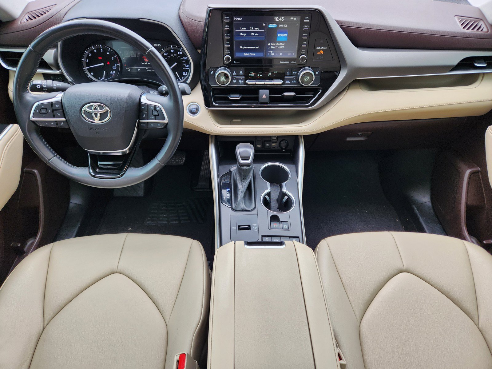 Used 2021 Toyota Highlander XLE FWD image 9