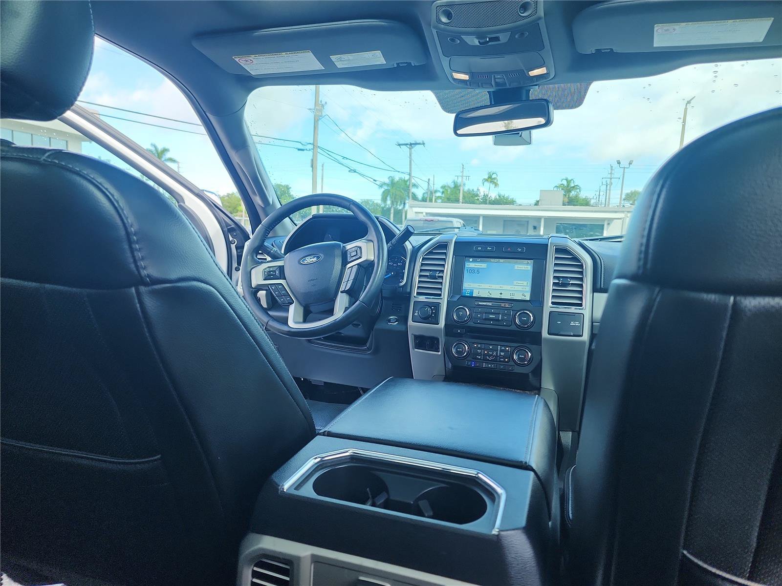 Used 2017 Ford F250 Lariat w/ Lariat Ultimate Package AWD/4WD image 25