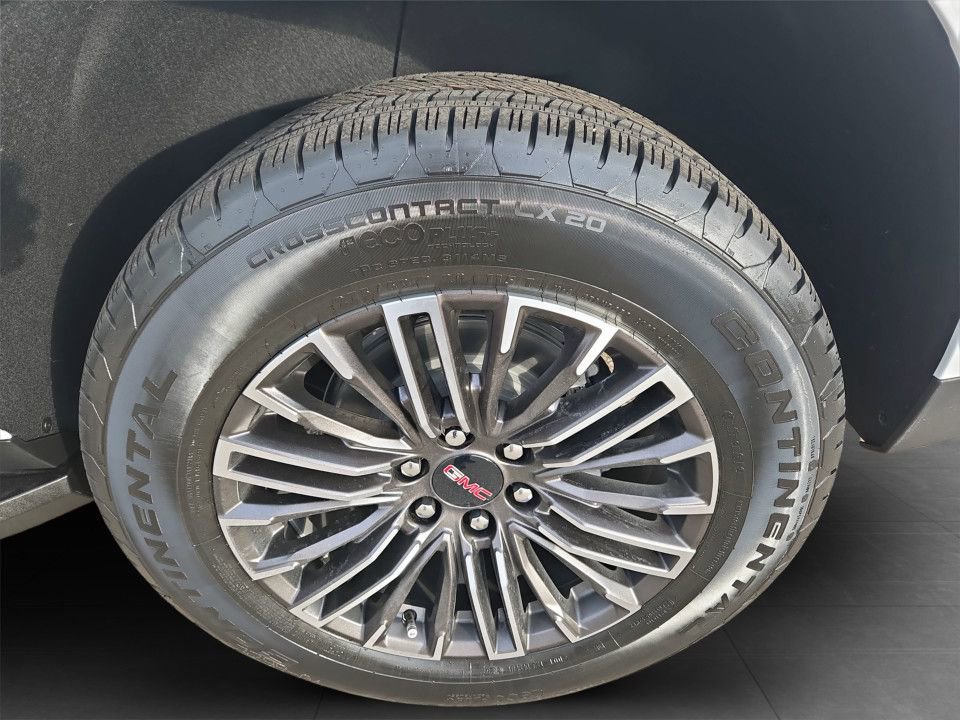 New 2026 GMC Yukon XL Elevation image 34