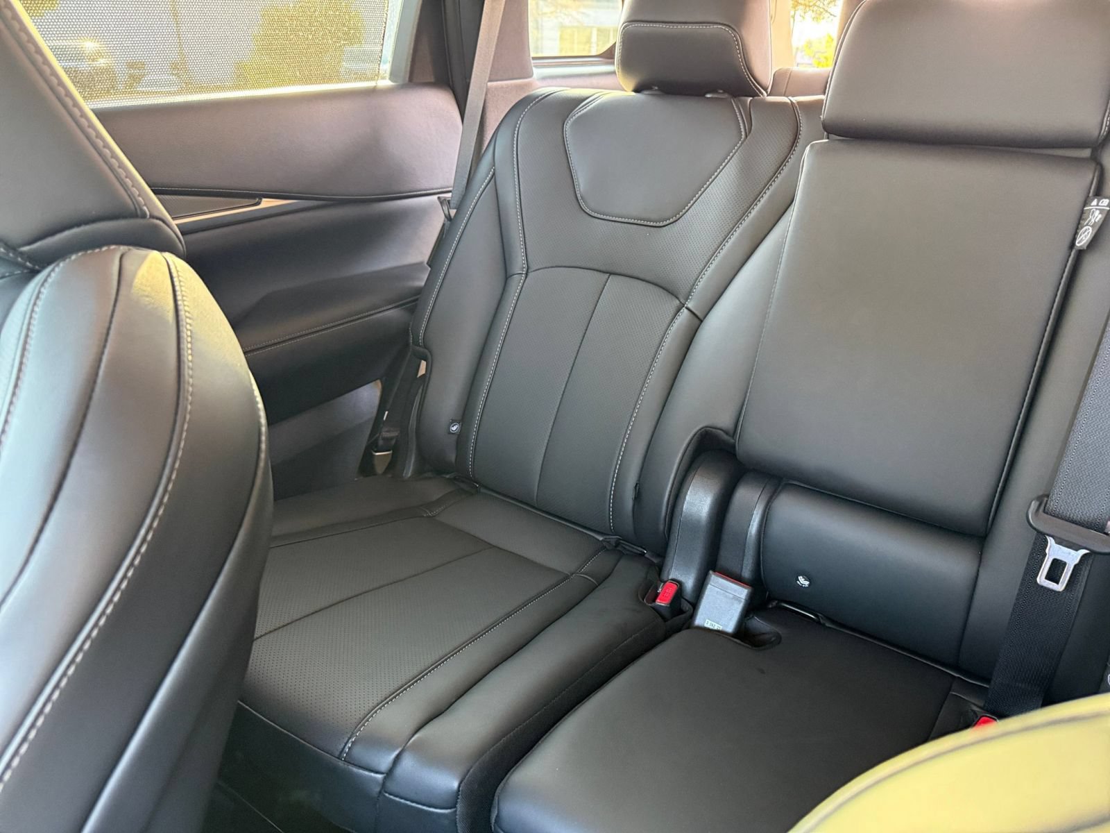 Used 2026 INFINITI QX60 Luxe FWD image 42