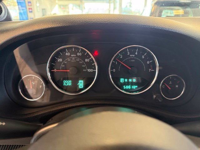 Used 2014 Jeep Wrangler Unlimited Sahara AWD/4WD image 13