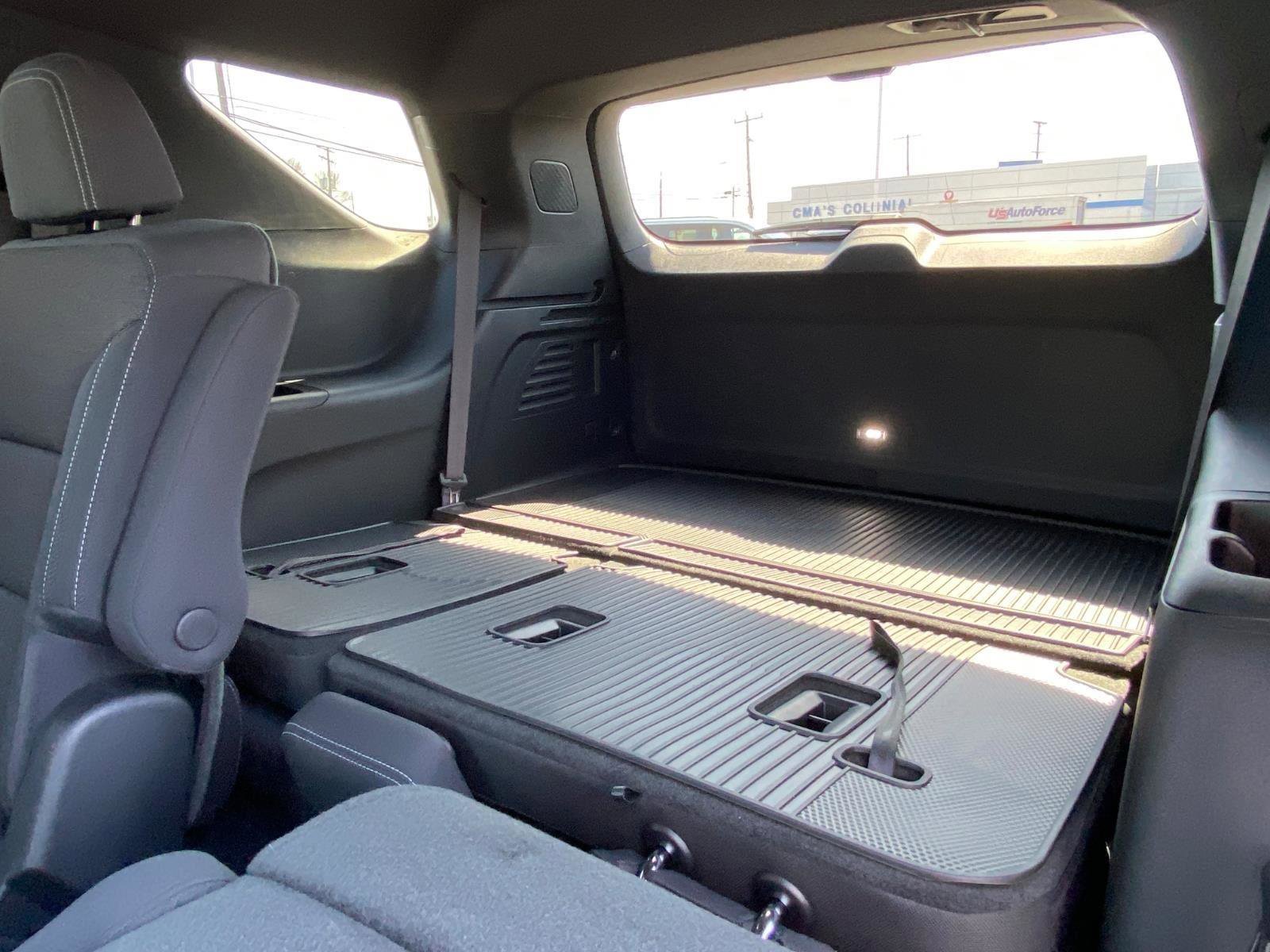 New 2026 Chevrolet Traverse LT w/ Driver Confidence Package FWD image 22