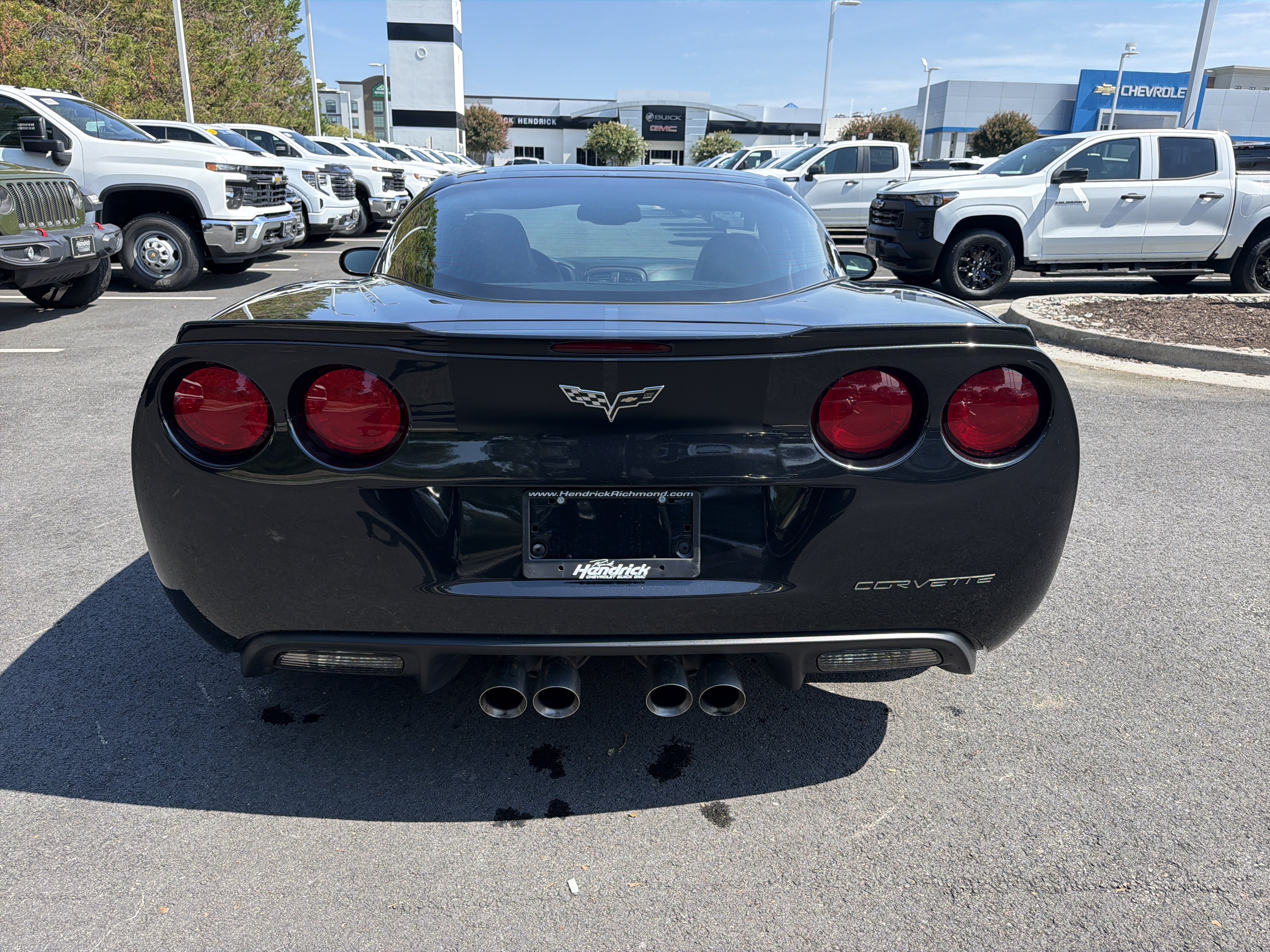 Used 2012 Chevrolet Corvette Coupe w/ 4LT Preferred Equipment Group RWD image 9