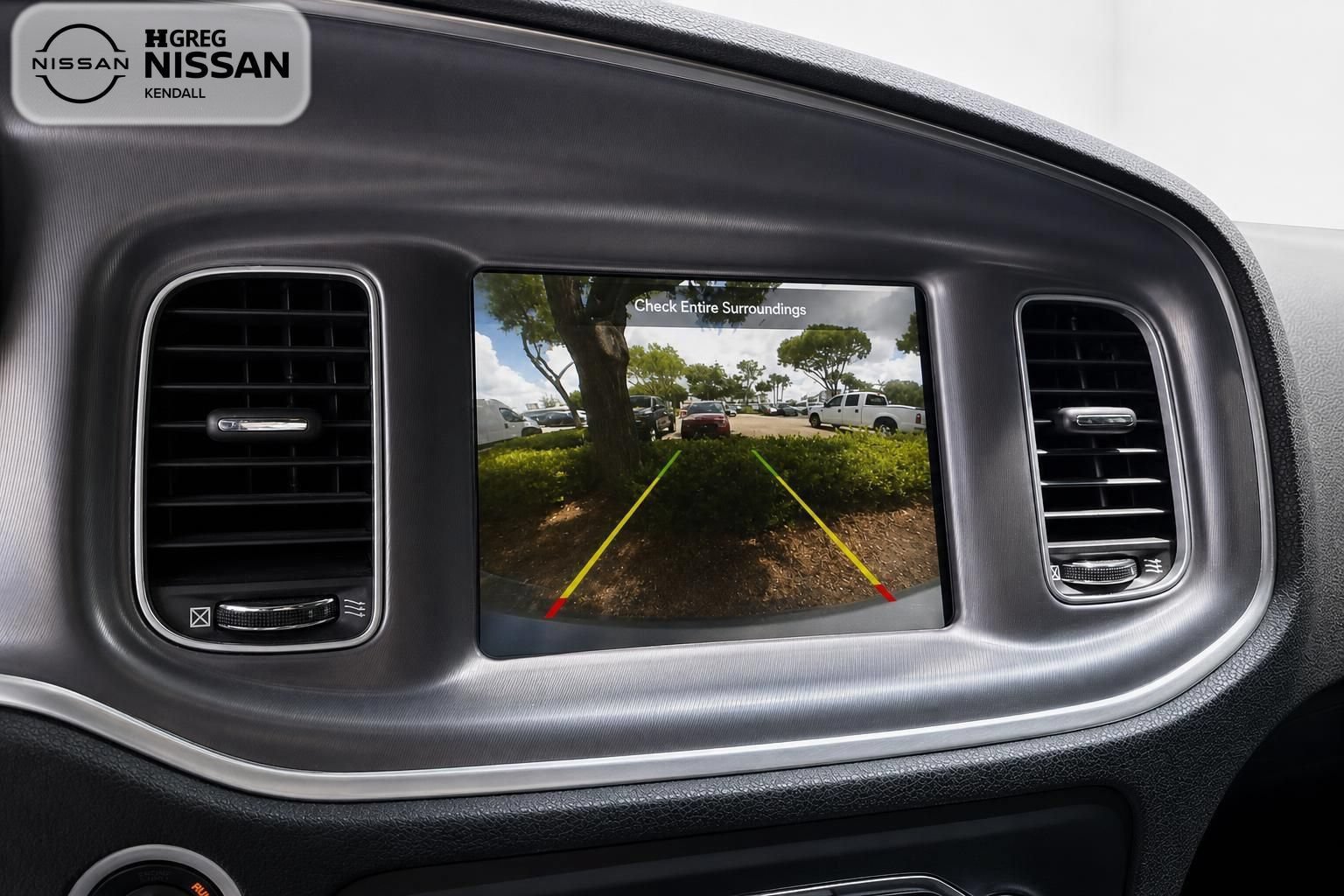 Used 2022 Dodge Charger Scat Pack RWD image 9
