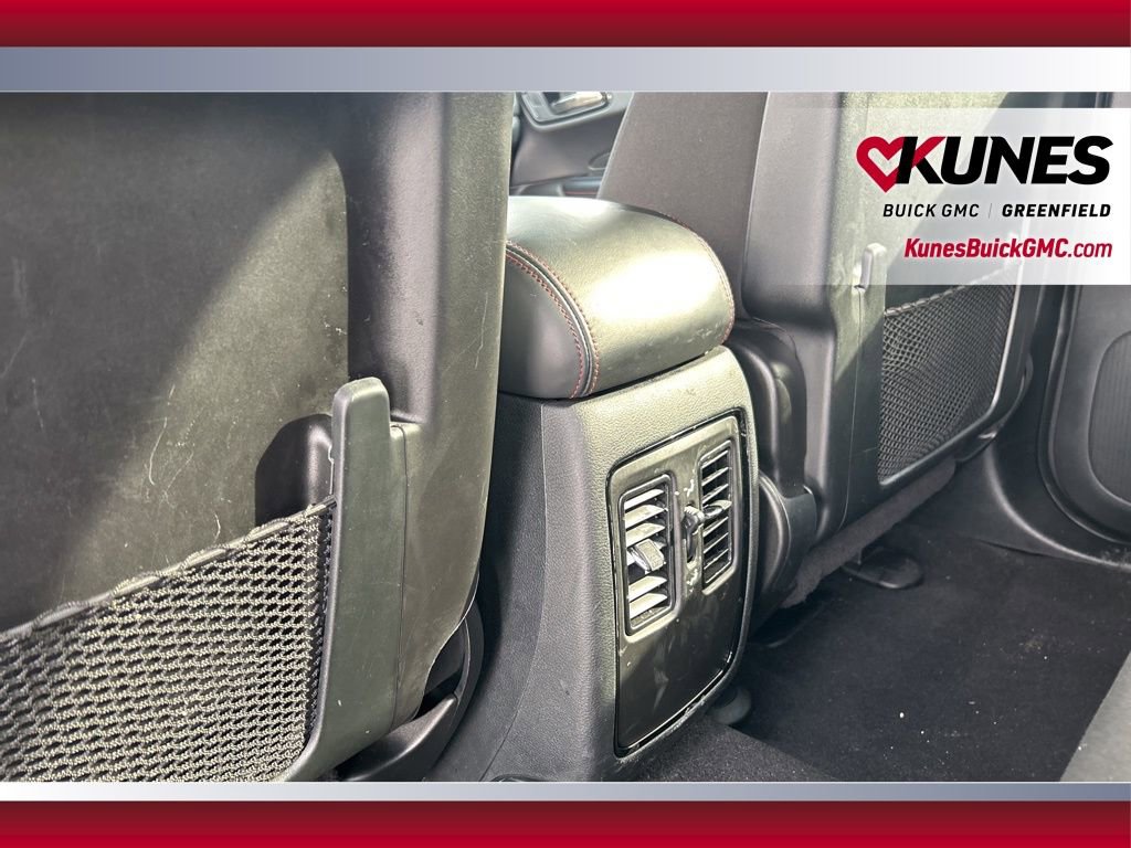 Used 2024 Dodge Durango GT image 34