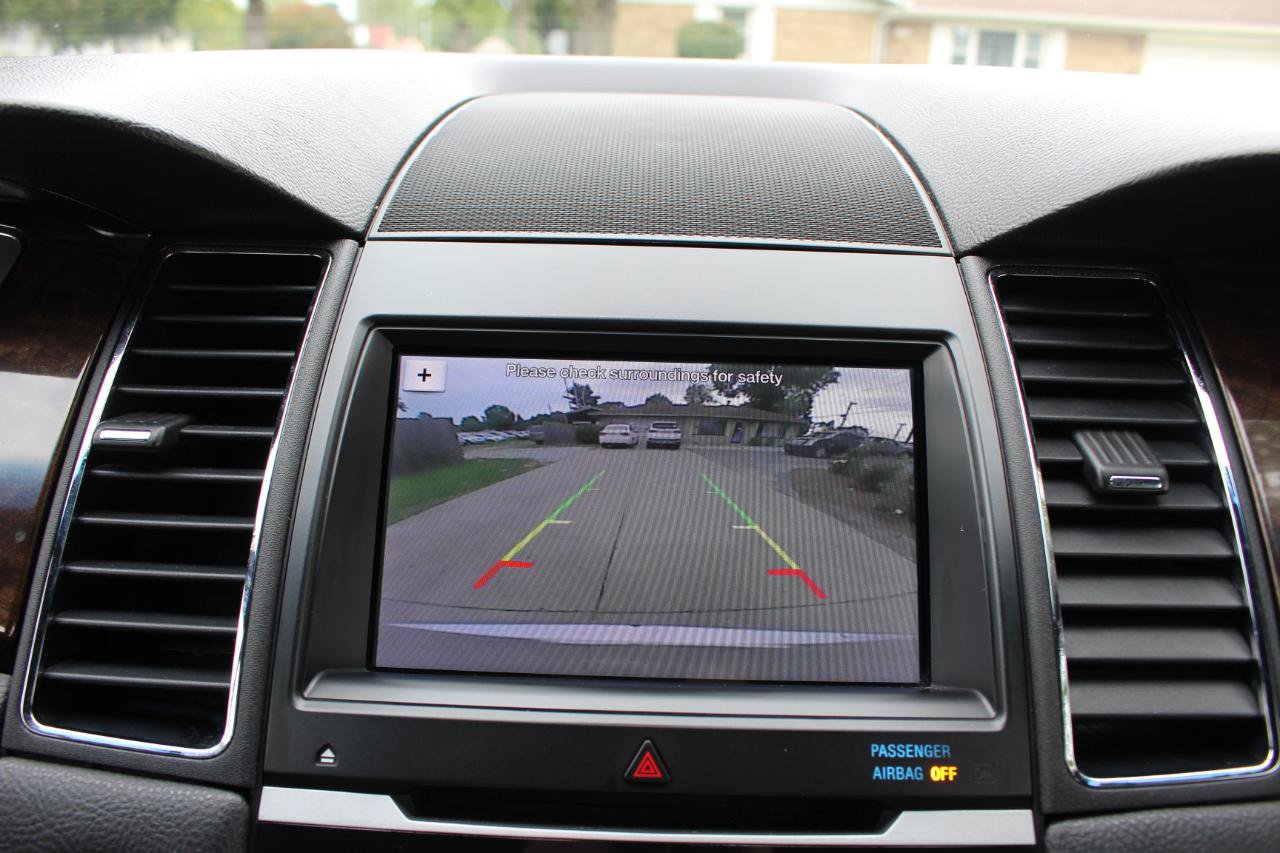 Used 2019 Ford Taurus Limited FWD image 26