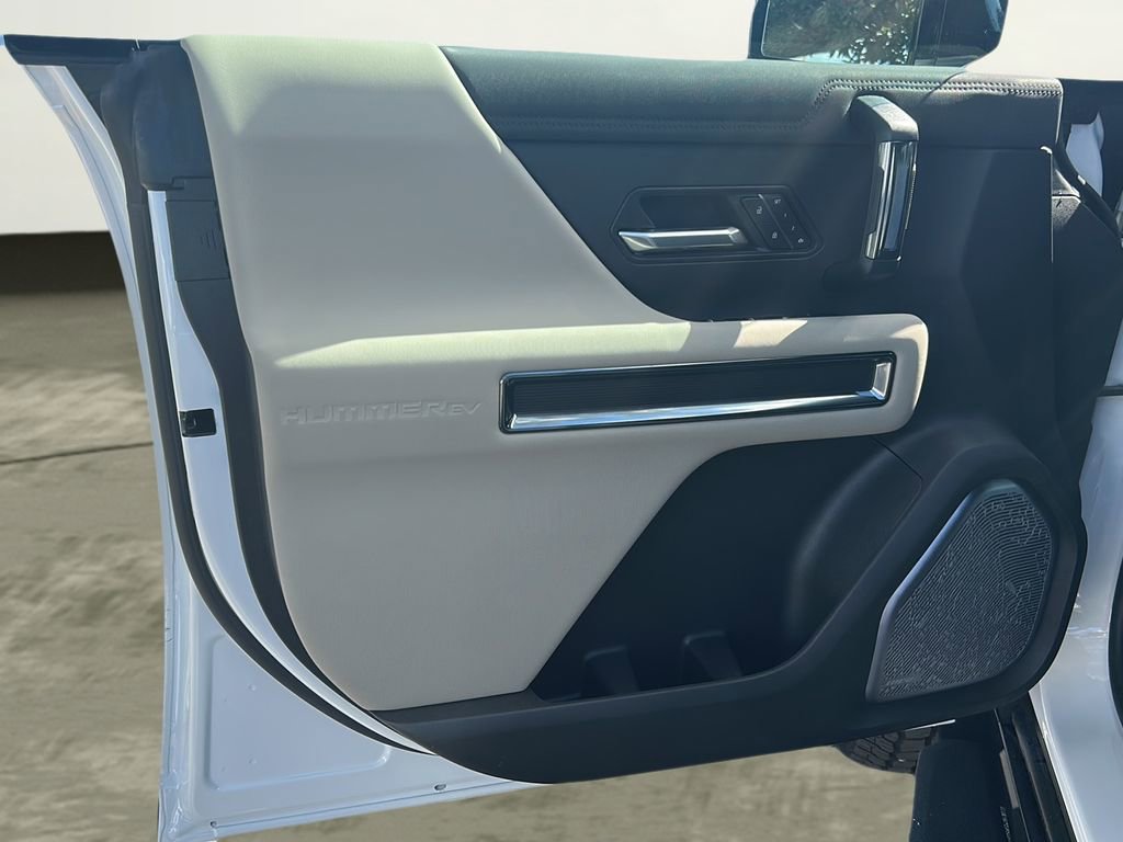 New 2026 GMC Hummer EV 4x4 Crew Cab image 11