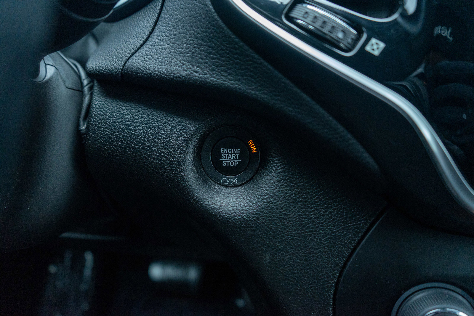 Used 2021 Jeep Cherokee Limited image 23