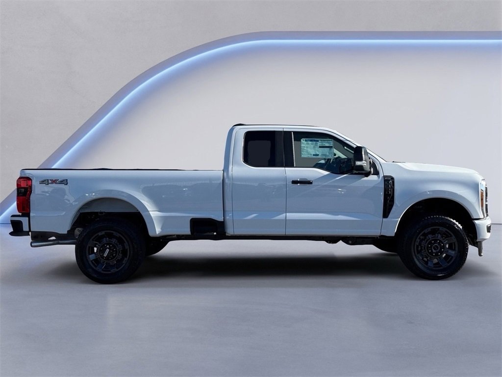 New 2026 Ford F350 XL image 2