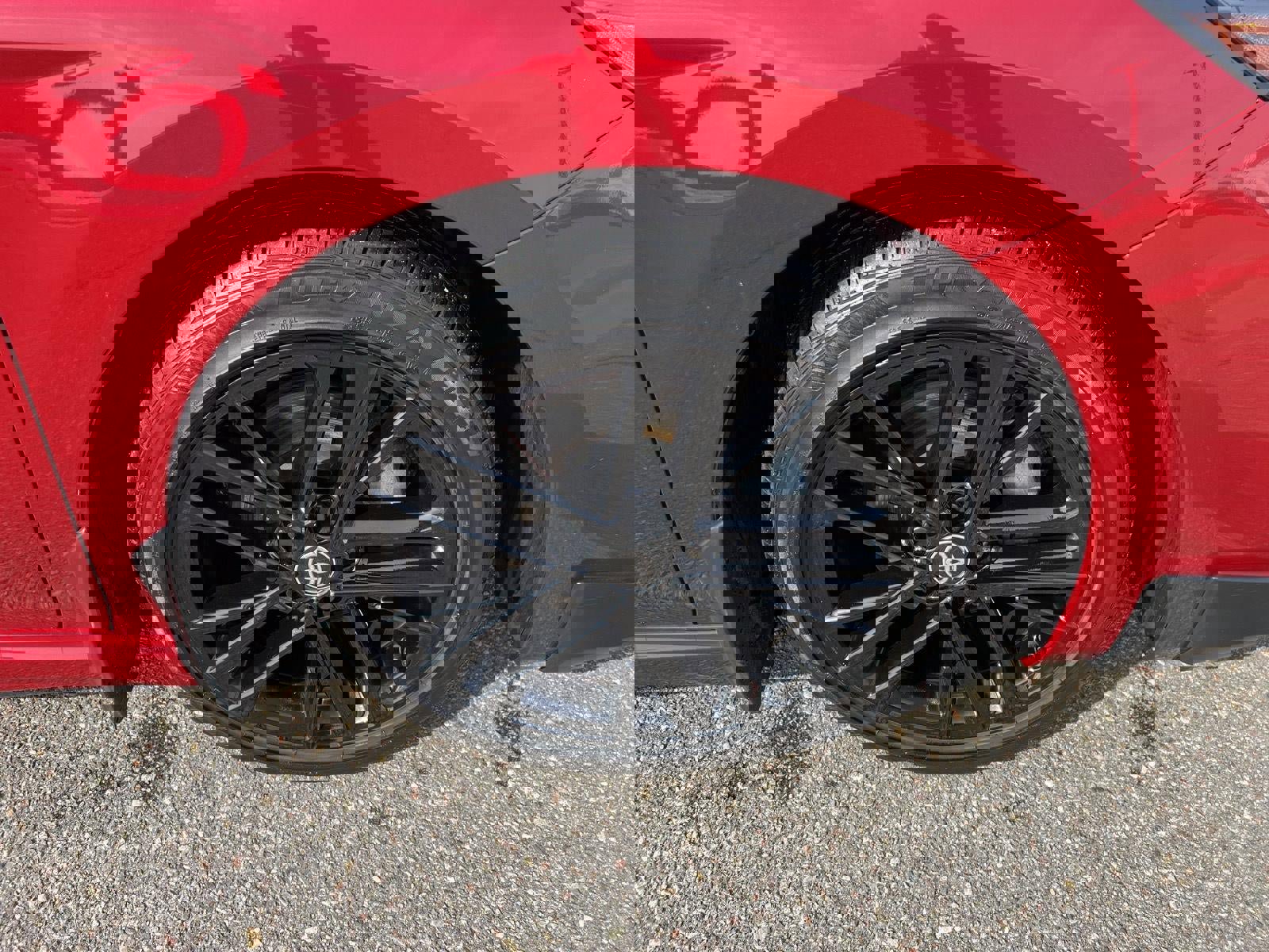 Used 2025 Toyota Camry SE w/ Multimedia Upgrade Package image 7