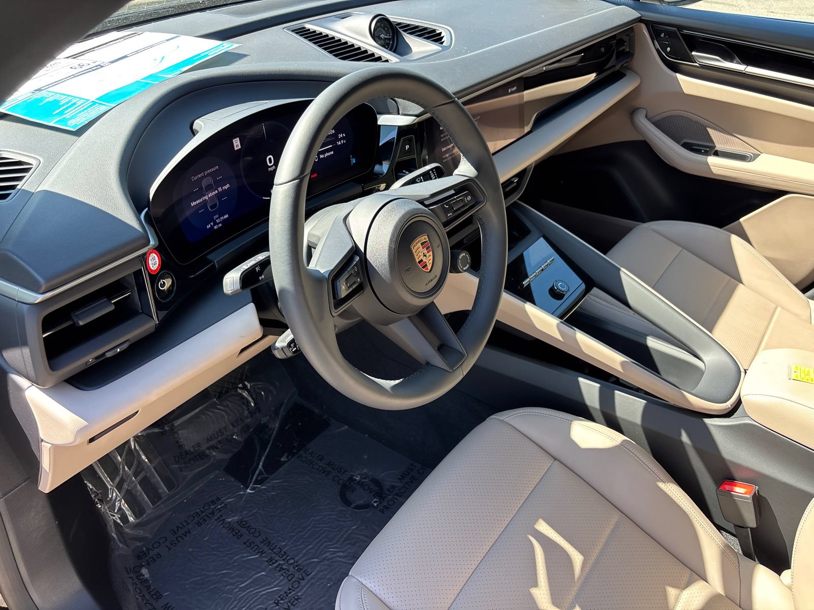 Used 2025 Porsche Macan Electric RWD image 20