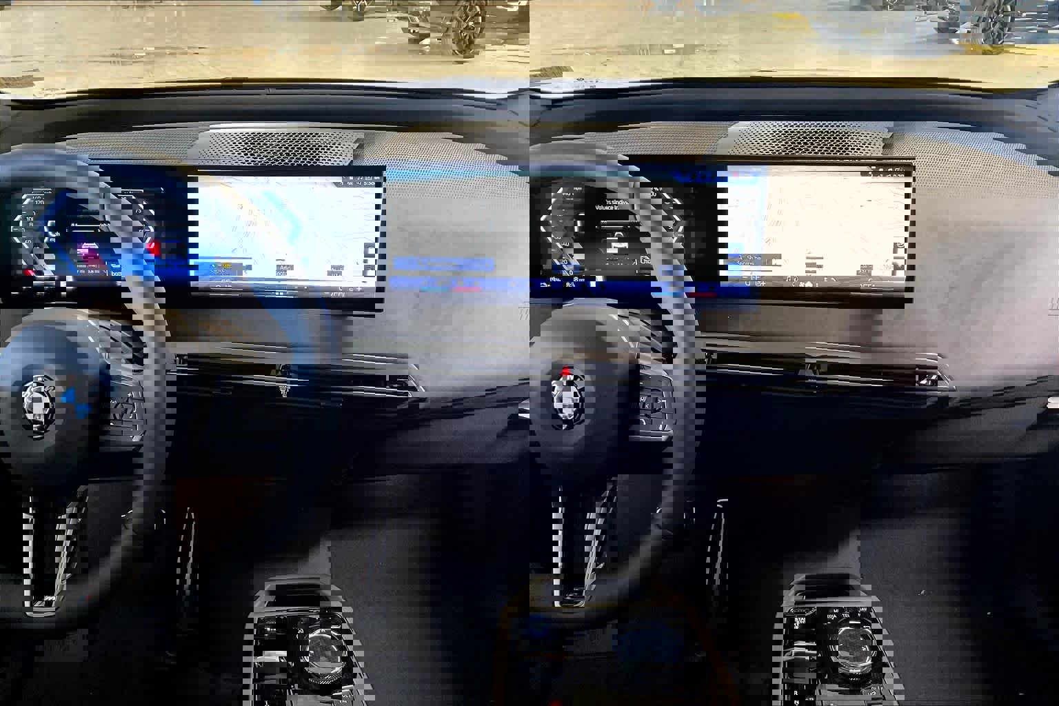 New 2026 BMW iX xDrive45 w/ M Sport Package image 6