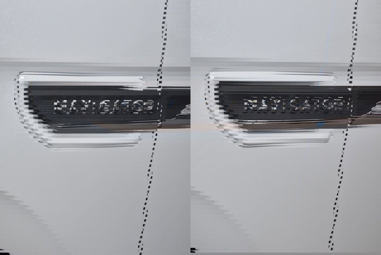 Used 2023 Lincoln Navigator L Reserve image 45