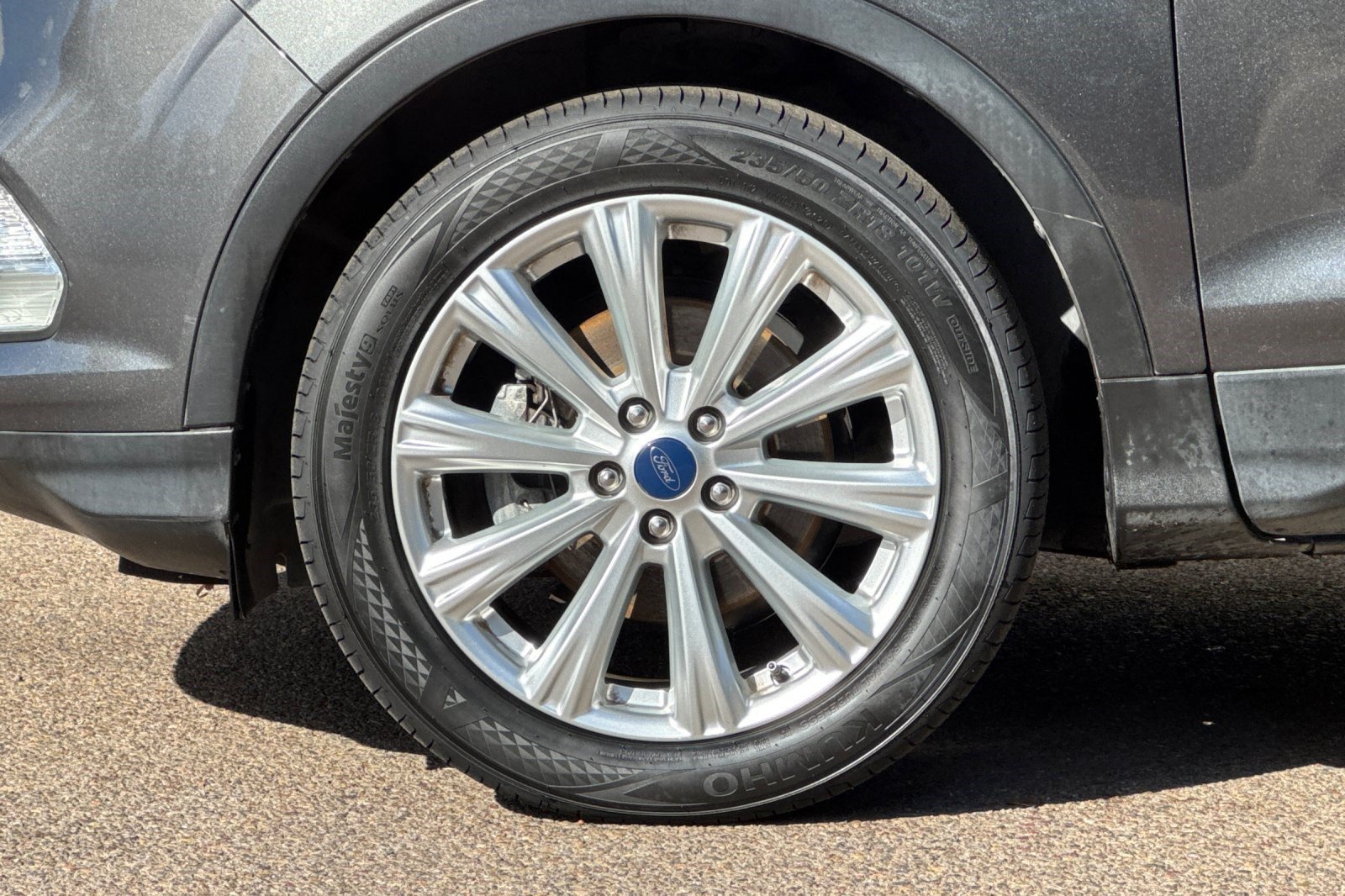 Used 2019 Ford Escape SEL FWD image 13