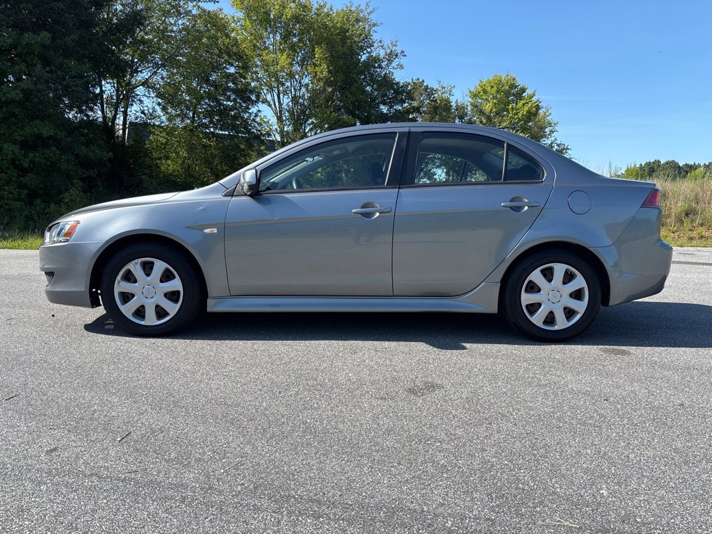 Used 2013 Mitsubishi Lancer ES FWD image 2