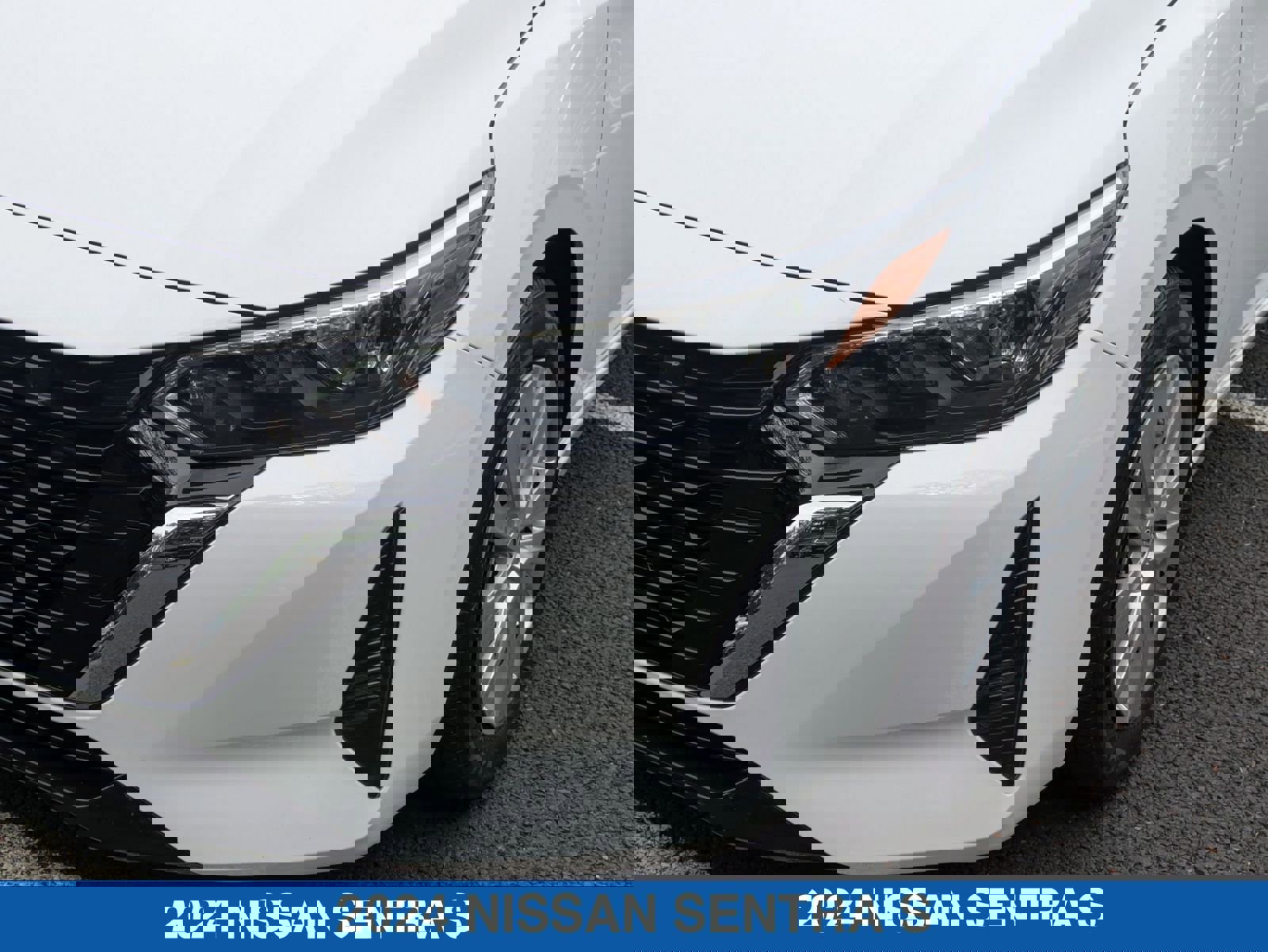 Used 2024 Nissan Sentra S image 10