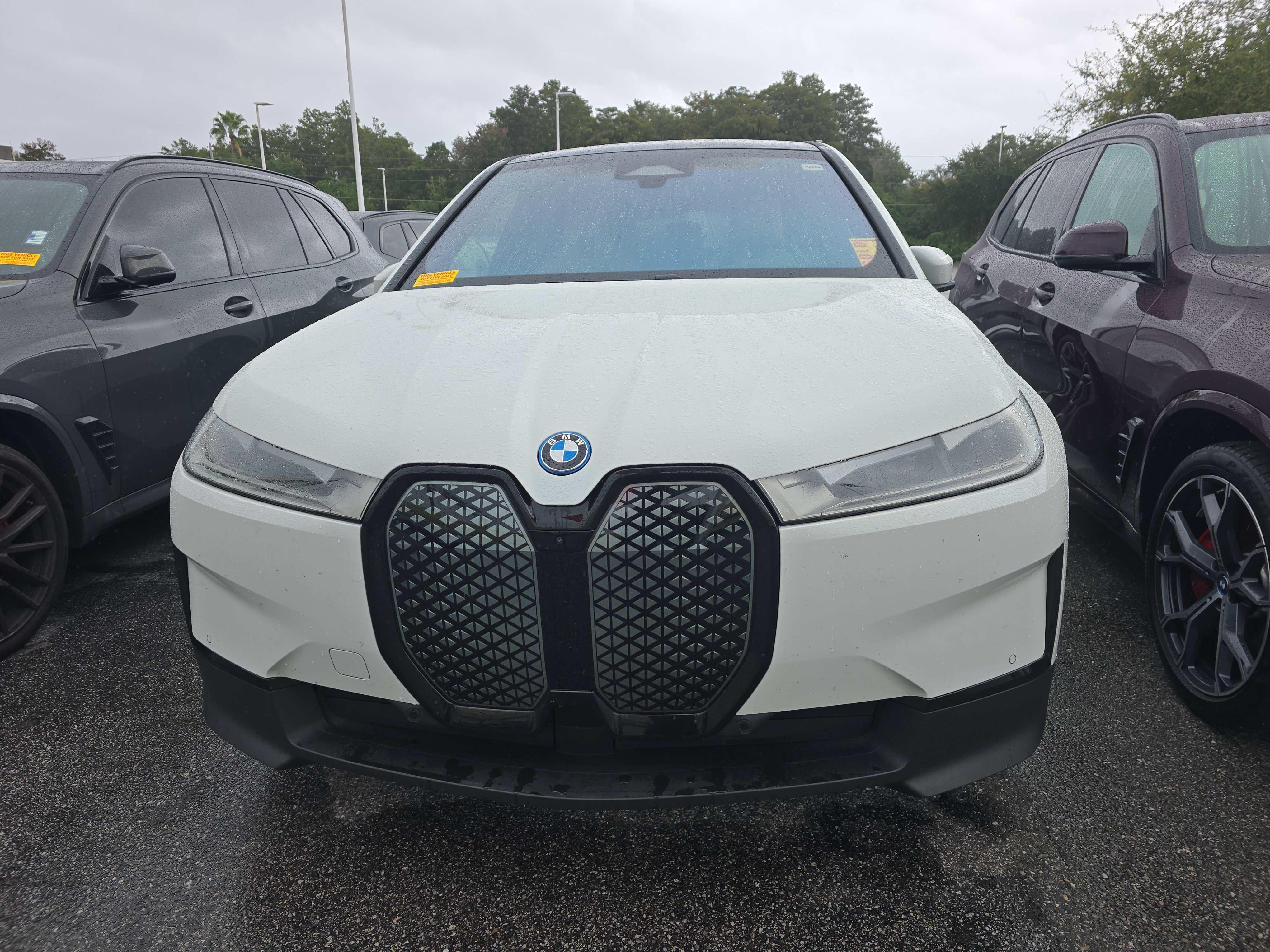 Certified 2024 BMW iX xDrive50 w/ Convenience Package AWD/4WD image 2