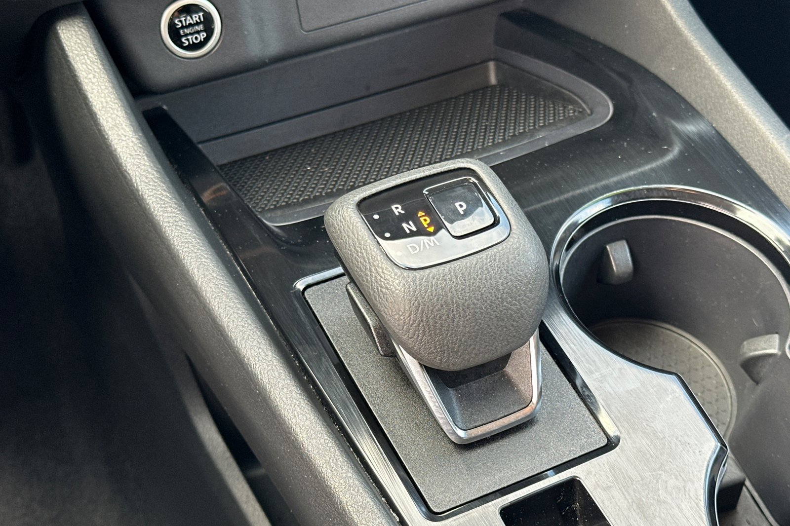 Used 2023 Nissan Rogue SV image 21