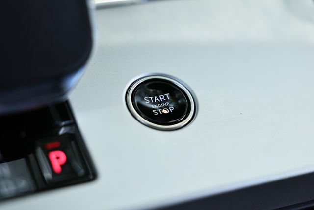 New 2026 Land Rover Range Rover SE AWD/4WD image 48