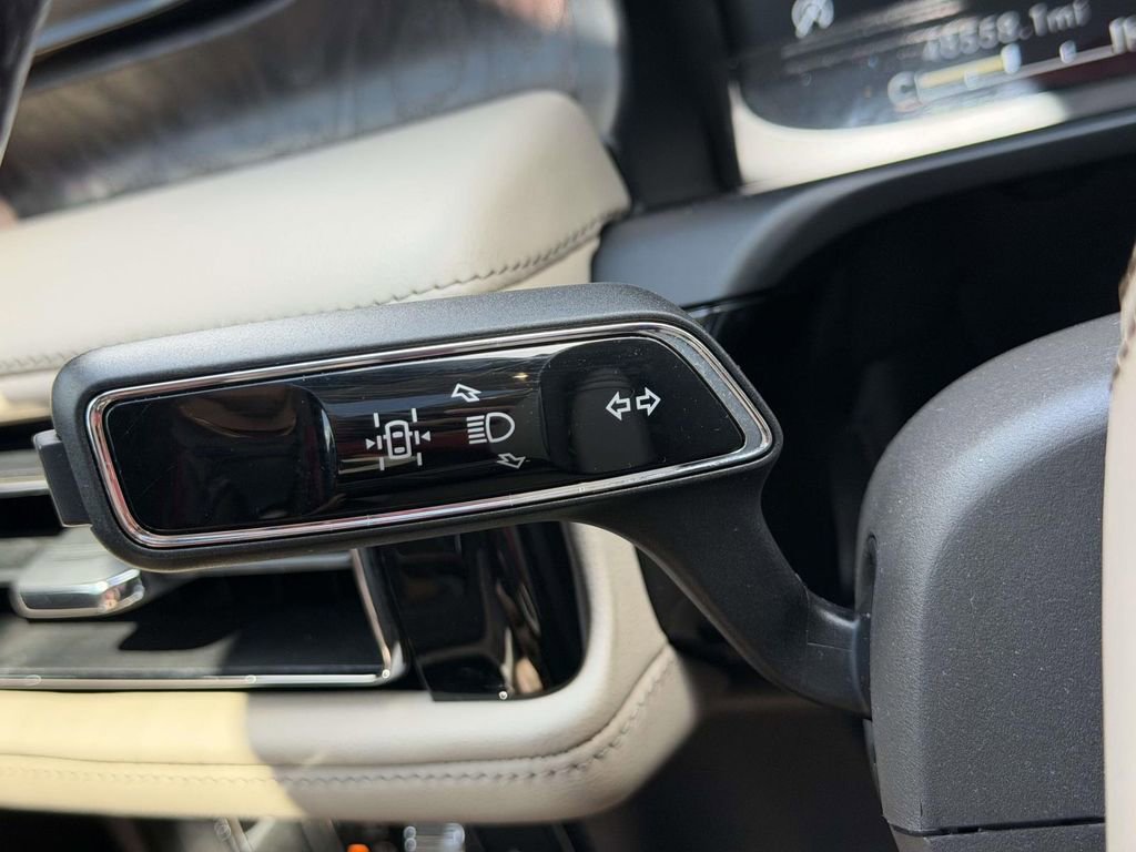 Used 2022 Lincoln Aviator Reserve w/ Elements Package Plus AWD/4WD image 24