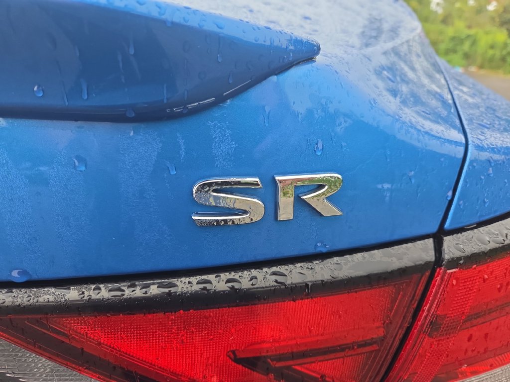 Used 2023 Nissan Sentra SR w/ SR Premium Package FWD image 22