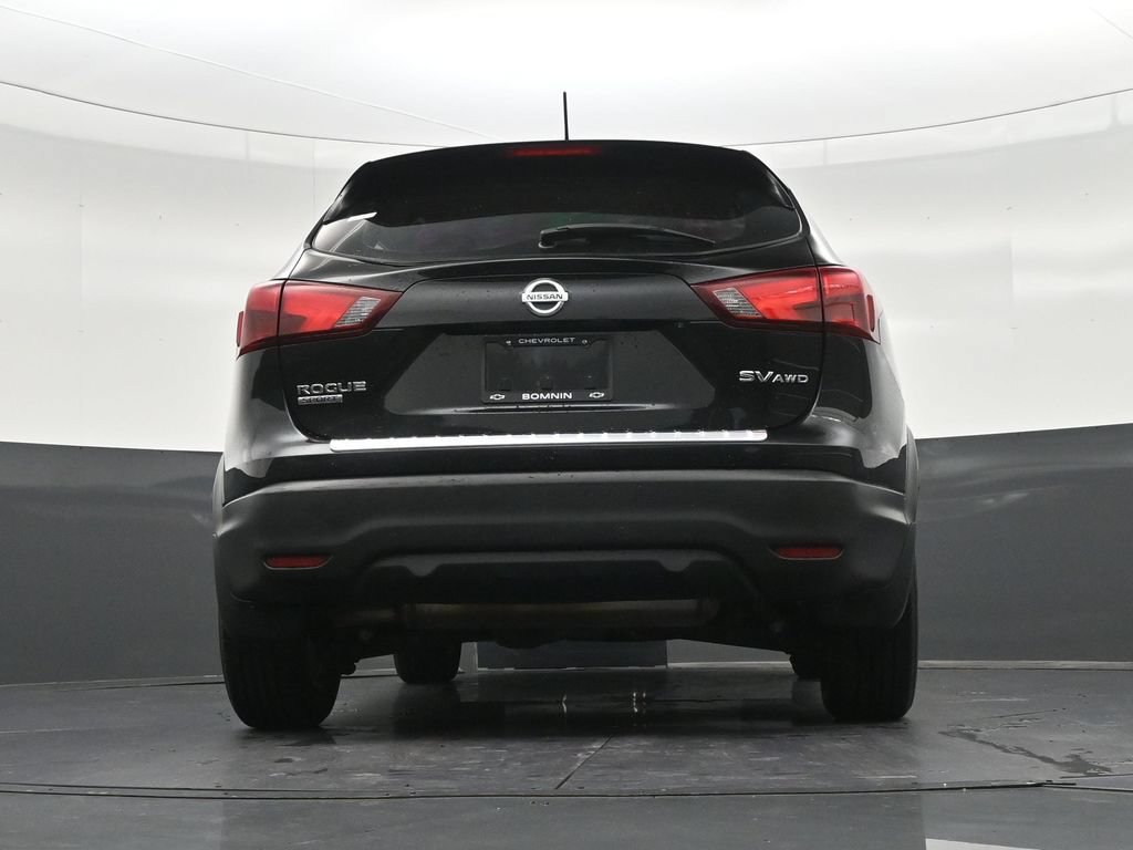 Used 2018 Nissan Rogue Sport SV w/ SV Technology Package AWD/4WD image 26