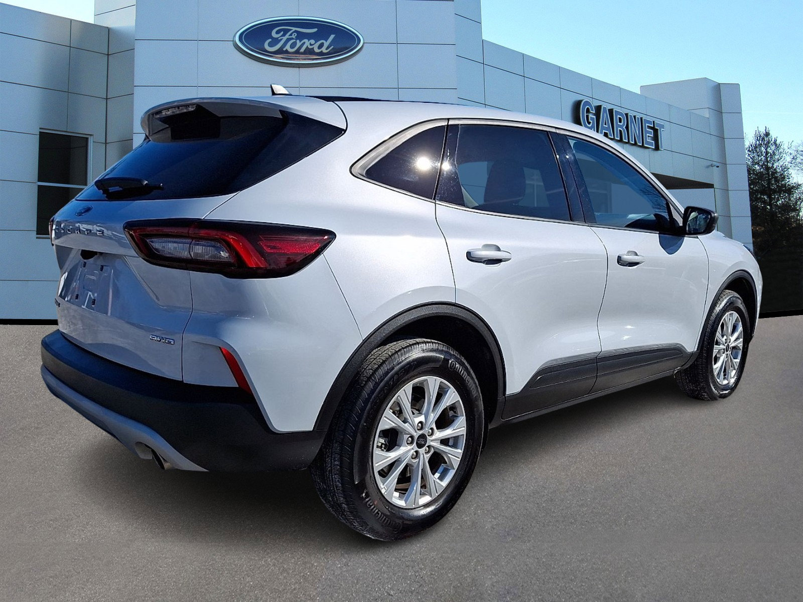Certified 2025 Ford Escape Active AWD/4WD image 8