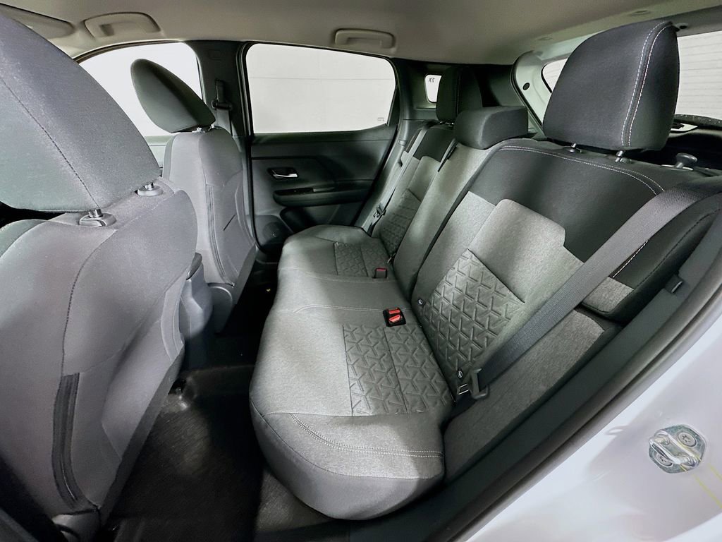 New 2026 Nissan Kicks SV image 29